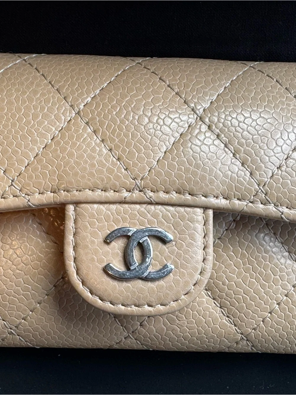 CHANEL Beige Quilted Caviar Leather Card Holder with Silver CC